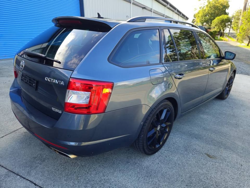 2015 skoda 5.jpg